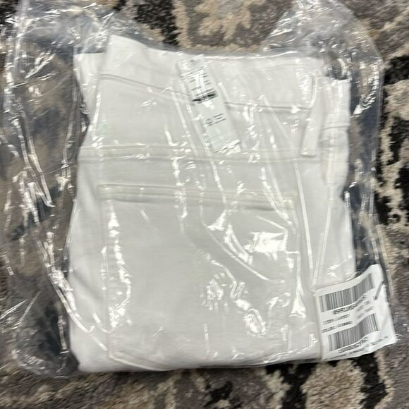 J. Crew Tall 10" vintage slim-straight jean in white* - Picture 5 of 8